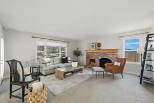 8221 S San Juan Range Rd, Littleton, CO 80127 - Photo 16