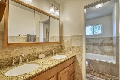 935 S Butler Way, Lakewood, CO 80226 - Photo 4