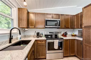 4212 S Cathay Way, Aurora, CO 80013 - Photo 10