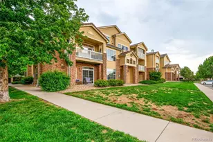 5763 N Gibralter Way, Aurora, CO 80019 - Photo 2