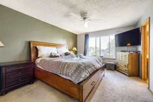 21576 E Crestline Dr, Centennial, CO 80015 - Photo 14
