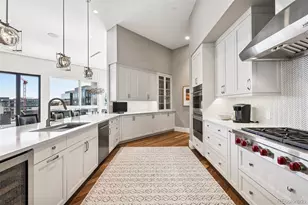 250 Columbine St, Denver, CO 80206 - Photo 8