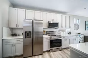 22295 E 39th Ave, Aurora, CO 80019 - Photo 6