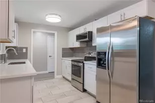 210 E Geddes Ave, Littleton, CO 80122 - Photo 2