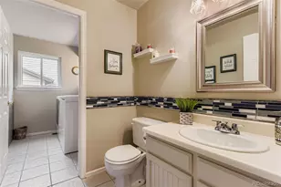1055 Northridge Rd, Highlands Ranch, CO 80126 - Photo 14