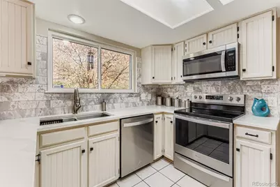 1055 Northridge Road, Highlands Ranch, CO 80126 - Photo 10