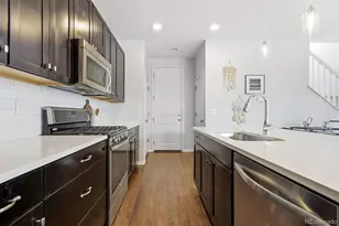 11273 E 28th Pl, Denver, CO 80238 - Photo 16