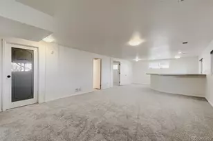 3077 S Rosemary St, Denver, CO 80231 - Photo 16