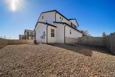 22274 E 39th Avenue, Aurora, CO 80019 - Photo 2
