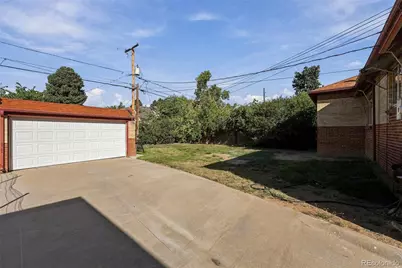 2377 Krameria Street, Denver, CO 80207 - Photo 22