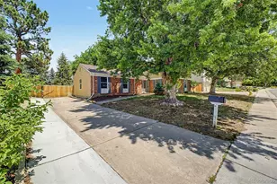 11467 E Amherst Circle, Aurora, CO 80014 - Photo 2