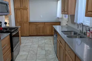 1025 Lansing St, Aurora, CO 80010 - Photo 4