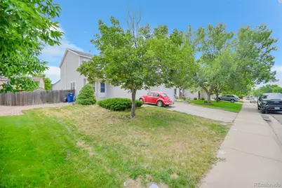 279 Ponderosa Place, Fort Lupton, CO 80621 - Photo 2