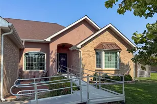 386 Eldridge St, Burlington, CO 80807 - Photo 2