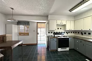 630 Hewitt St, Pueblo, CO 81005 - Photo 4