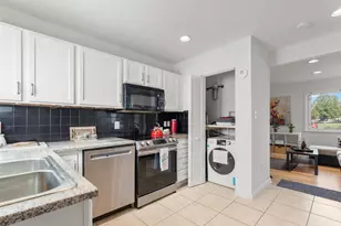 2865 Quebec St, Denver, CO 80207 - Photo 10