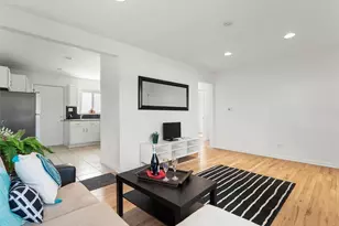 2865 Quebec St, Denver, CO 80207 - Photo 8