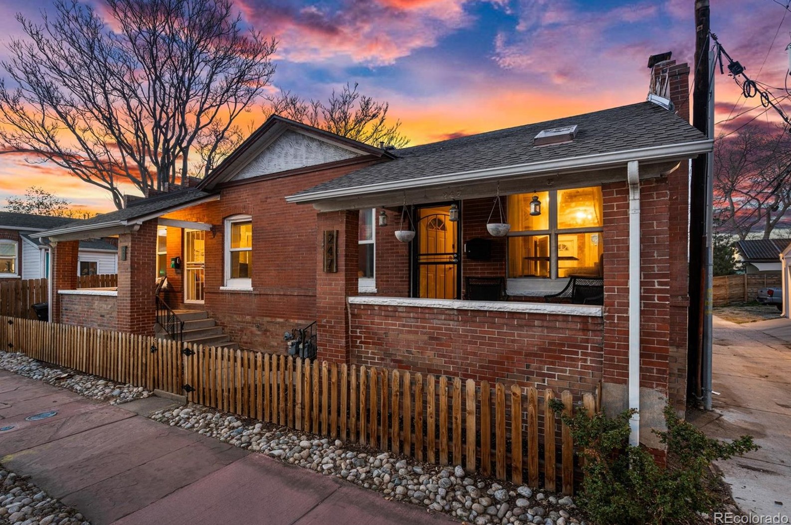 247 Alameda Ave, Denver CO  80209-1703 exterior