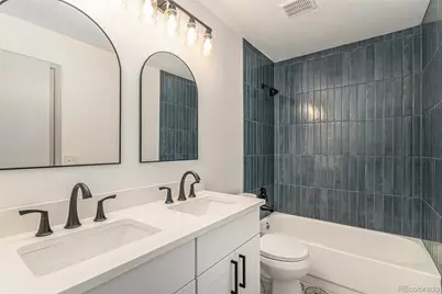 1649 S Ivory Circle #E, Aurora, CO 80017 - Photo 14