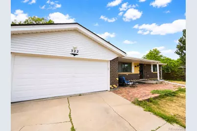 322 S Peoria Circle, Aurora, CO 80012 - Photo 2