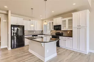 5426 Espana Ct, Denver, CO 80249 - Photo 2