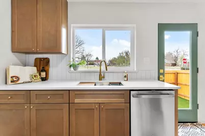 3381 N Kearney Street, Denver, CO 80207 - Photo 8