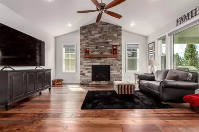 909 Signal Court, Timnath, CO 80547 - Photo 8