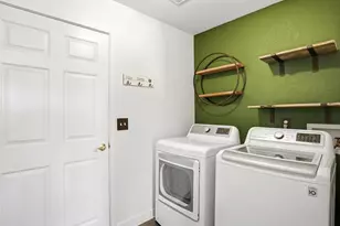 9470 Morning Glory Ln, Littleton, CO 80130 - Photo 16