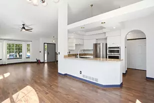 9470 Morning Glory Ln, Littleton, CO 80130 - Photo 8