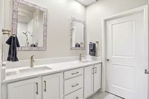 7865 Vallagio Ln, Englewood, CO 80112 - Photo 24