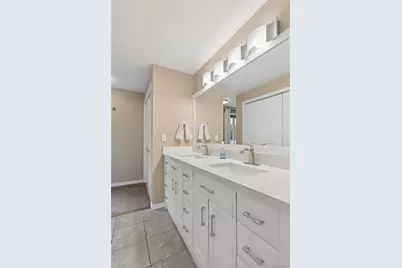 8352 Yarrow Court, Arvada, CO 80005 - Photo 10