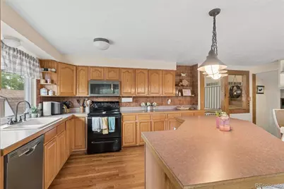 8352 Yarrow Court, Arvada, CO 80005 - Photo 14