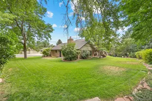 7855 S Vance Ct, Littleton, CO 80128 - Photo 32