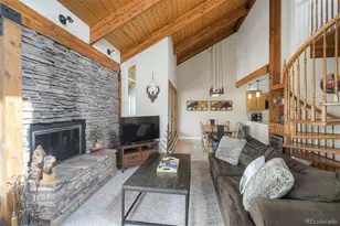 101 Ryan Gulch Ct, Silverthorne, CO 80498 - Photo 2