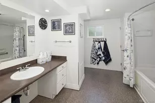 8655 E Phillips Ave, Centennial, CO 80112 - Photo 28