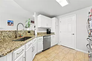5723 N Gibralter Way, Aurora, CO 80019 - Photo 4