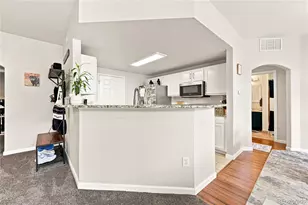 5723 N Gibralter Way, Aurora, CO 80019 - Photo 8