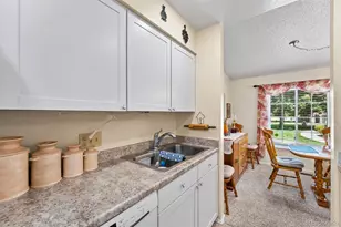 8427 Everett Way, Arvada, CO 80005 - Photo 14