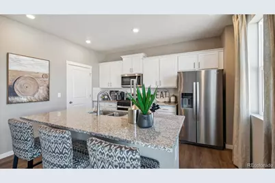 9918 Danube Court, Commerce City, CO 80022 - Photo 8