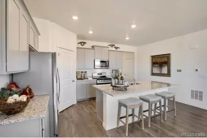 9937 Danube, Commerce City, CO 80022 - Photo 12