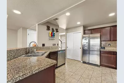 5888 Biscay Street #B, Denver, CO 80249 - Photo 4