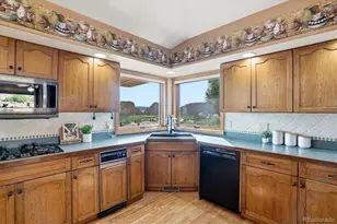 10562 Sandstone Run, Littleton, CO 80125 - Photo 16