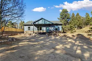 237 Columbine Dr, Woodland Park, CO 80863 - Photo 2