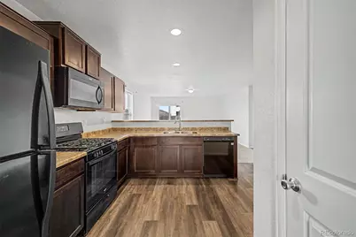 47386 Lily Avenue, Bennett, CO 80102 - Photo 12