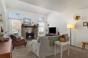 3686 S Espana Way, Aurora, CO 80013 - Photo 4