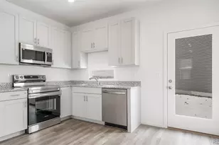 12562 E 100th Ave, Commerce City, CO 80022 - Photo 2