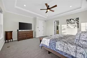 27560 E Lakeview Dr, Aurora, CO 80016 - Photo 32