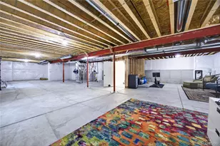27560 E Lakeview Dr, Aurora, CO 80016 - Photo 36