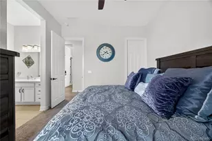 27560 E Lakeview Dr, Aurora, CO 80016 - Photo 8