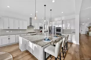 27560 E Lakeview Dr, Aurora, CO 80016 - Photo 14